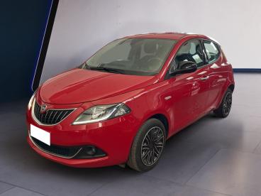 LANCIA CERTIFIED Lancia Ypsilon Iii 2021 1.0 Firefly Hybrid Gold S And S 70cv 5p.t Usata - City Car Ibrido Rosso - Torino - 2271637_2