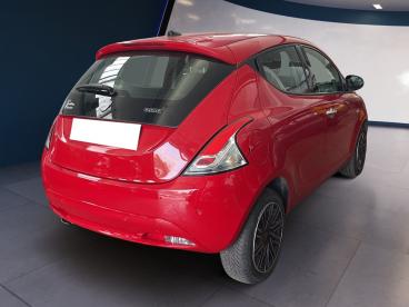 LANCIA CERTIFIED Lancia Ypsilon Iii 2021 1.0 Firefly Hybrid Gold S And S 70cv 5p.t Usata - City Car Ibrido Rosso - Torino - 2271637_4