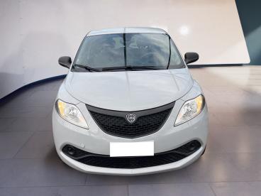 LANCIA CERTIFIED Lancia Ypsilon Iii 2015 1.0 Firefly Hybrid Silver S And S 70cv Usata - City Car Ibrido Blu - Torino - 2271639_1