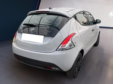 LANCIA CERTIFIED Lancia Ypsilon Iii 2015 1.0 Firefly Hybrid Silver S And S 70cv Usata - City Car Ibrido Blu - Torino - 2271639_4