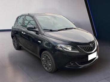 LANCIA CERTIFIED Lancia Ypsilon Iii 2021 1.0 Firefly Hybrid Gold S And S 70cv Usata - City Car Ibrido Nero - Torino - 2272471_3