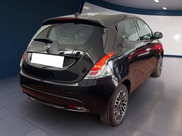LANCIA CERTIFIED Lancia Ypsilon Iii 2021 1.0 Firefly Hybrid Alberta Ferretti S And Usata - City Car Ibrido Nero - Torino - 2272472_5