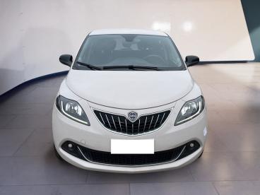 LANCIA CERTIFIED Lancia Ypsilon Iii 2021 1.0 Firefly Hybrid Gold S And S 70cv 5p.t Usata - City Car Ibrido Bianco - Torino - 2273090_1