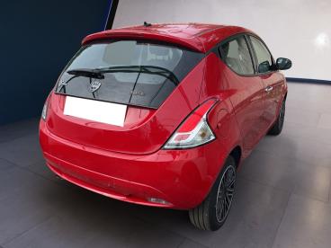 LANCIA CERTIFIED Lancia Ypsilon Iii 2015 1.0 Hybrid Gold S And S 70cv Usata - City Car Ibrido Rosso - Torino - 2275087_4
