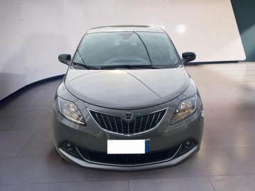 LANCIA CERTIFIED Lancia Ypsilon Iii 2021 1.0 Firefly Hybrid Gold S And S 70cv Usata - City Car Ibrido Grigio - Torino - 2275450_1