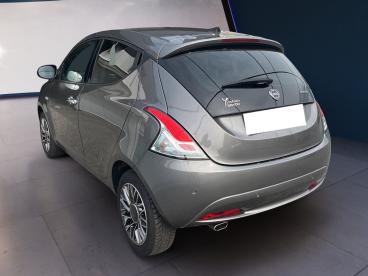LANCIA CERTIFIED Lancia Ypsilon Iii 2021 1.0 Firefly Hybrid Gold S And S 70cv Usata - City Car Ibrido Grigio - Torino - 2275450_4