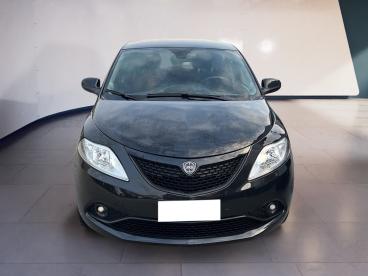 LANCIA CERTIFIED Lancia Ypsilon Iii 2015 1.0 Hybrid Gold S And S 70cv Usata - City Car Ibrido Nero - Torino - 2277843_1