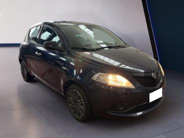 LANCIA CERTIFIED Lancia Ypsilon Iii 2015 1.2 Gold S And S 69cv My19 Usata - City Car Benzina Blu - Torino - 2277845_3