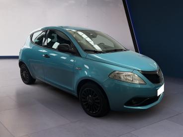 LANCIA CERTIFIED Lancia Ypsilon Iii 2015 1.0 Hybrid Maryne S And S 70cv Usata - City Car Ibrido Blu - Torino - 2278811_3