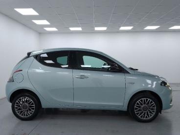 LANCIA CERTIFIED Lancia Ypsilon 1.0 Firefly Hybrid Gold S And S 70cv Usata - City Car Ibrido Verde - Cuneo - 2284975_4