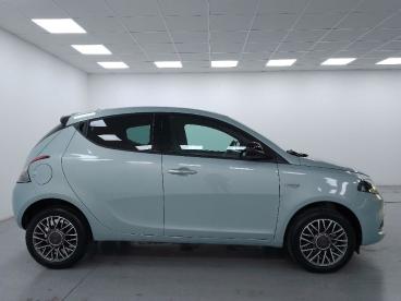 LANCIA CERTIFIED Lancia Ypsilon 1.0 Firefly Hybrid Gold S And S 70cv Usata - City Car Ibrido Verde - Cuneo - 2284976_4