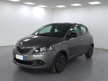 LANCIA CERTIFIED Lancia Ypsilon 1.0 Firefly Hybrid Gold S And S 70cv Usata - City Car Ibrido Grigio - Cuneo - 2285009_1