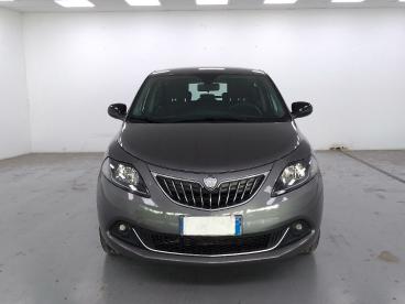 LANCIA CERTIFIED Lancia Ypsilon 1.0 Firefly Hybrid Gold S And S 70cv Usata - City Car Ibrido Grigio - Cuneo - 2285009_2