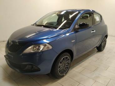 LANCIA CERTIFIED Lancia Ypsilon 1.0 Firefly Hybrid Oro S And S 70cv Usata - City Car Ibrido Blu - Cuneo - 2285018_1