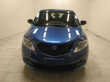 LANCIA CERTIFIED Lancia Ypsilon 1.0 Firefly Hybrid Oro S And S 70cv Usata - City Car Ibrido Blu - Cuneo - 2285028_2