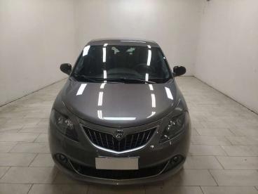 LANCIA CERTIFIED Lancia Ypsilon 1.0 Firefly Hybrid Gold S And S 70cv 5p.ti Usata - City Car Ibrido Grigio - Cuneo - 2285031_2