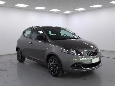 LANCIA CERTIFIED Lancia Ypsilon 1.0 Firefly Hybrid Gold S And S 70cv Usata - City Car Ibrido Grigio - Cuneo - 2285035_3