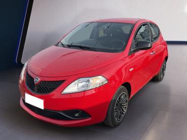 LANCIA CERTIFIED Lancia Ypsilon Iii 2015 1.0 Hybrid Gold S And S 70cv Usata - City Car Ibrido Grigio - Torino - 2285961_3