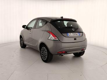 LANCIA CERTIFIED Lancia Ypsilon 1.0 Firefly 5 Porte S And S Hybrid Platino Usata - City Car Ibrido Grigio - Caserta - 2285971_4