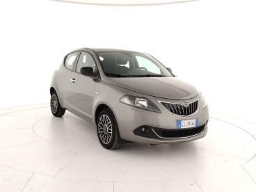 LANCIA CERTIFIED Lancia Ypsilon 1.0 Firefly 5 Porte S And S Hybrid Platino Usata - City Car Ibrido Grigio - Caserta - 2286247_1