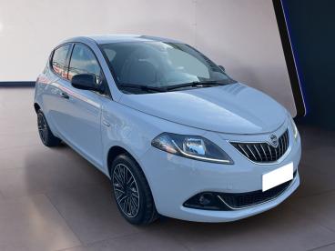 LANCIA CERTIFIED Lancia Ypsilon Iii 2021 1.0 Firefly Hybrid Gold S And S 70cv Usata - City Car Ibrido Grigio - Torino - 2286672_3