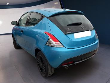 LANCIA CERTIFIED Lancia Ypsilon Iii 2015 1.0 Hybrid Gold S And S 70cv Usata - City Car Ibrido Blu - Torino - 2287257_4