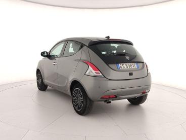 LANCIA CERTIFIED Lancia Ypsilon 1.0 Firefly 5 Porte S And S Hybrid Platino Usata - City Car Ibrido Grigio - Caserta - 2288816_4