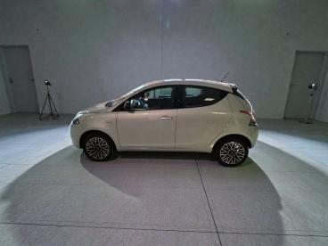 SPOTICAR Lancia Ypsilon 1.0 Firefly 5 Porte S And S Hybrid Platino Usata - City Car Ibrido Verde - Casatenovo - 502293960_4