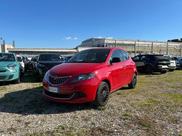 LANCIA CERTIFIED Lancia Ypsilon 1.0 70cv Hybrid Silver Usata - City Car Ibrido Rosso - Fisciano - 2306905_1