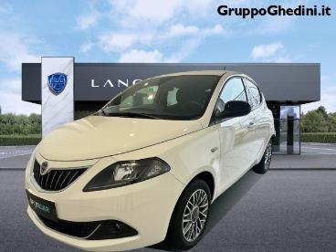 LANCIA CERTIFIED Lancia Ypsilon 1.0 Firefly 5 Porte S And S Hybrid Gold Plus Usata - City Car Ibrido Bianco - Bologna - 2311951_1