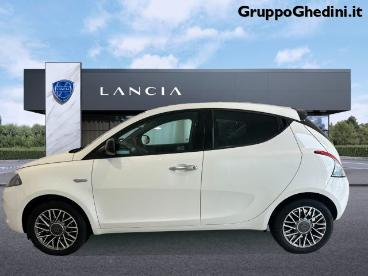 LANCIA CERTIFIED Lancia Ypsilon 1.0 Firefly 5 Porte S And S Hybrid Gold Plus Usata - City Car Ibrido Bianco - Bologna - 2311951_2
