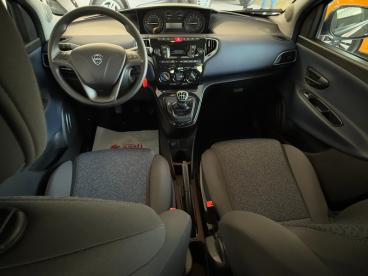 LANCIA CERTIFIED Lancia Ypsilon Iii 2021 1.0 Firefly Hybrid Gold S And S 70cv 5p.t Usata - City Car Ibrido Nero - Parma - 2314683_5