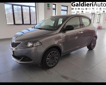 LANCIA CERTIFIED Lancia Ypsilon 1.0 Firefly Hybrid Gold S And Amp,s 70cv Usata - City Car Ibrido Grigio - Fisciano - 2316159_1