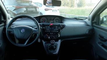 LANCIA CERTIFIED Lancia Ypsilon 1.0 70cv Hybrid Silver Usata - City Car Ibrido Bianco - Fisciano - 2318527_5