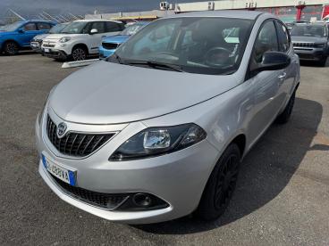 LANCIA CERTIFIED Lancia Ypsilon Iii 2021 1.0 Firefly Hybrid Silver S And S 70cv Usata - City Car Ibrido Grigio - Biella - 2320535_5
