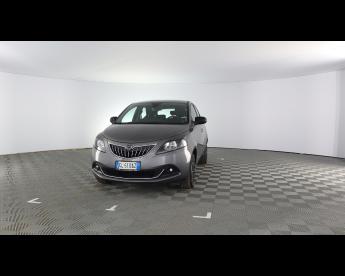 LANCIA CERTIFIED Lancia Ypsilon Iii 2015 1.0 Firefly Hybrid Gold S And S 70cv Usata - City Car Ibrido Grigio - Piacenza - 2326472_3