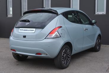 LANCIA CERTIFIED Lancia Ypsilon Iii 2021 1.0 Firefly Hybrid Platino S And S 70cv Usata - City Car Ibrido Verde - Brescia - 2329650_3