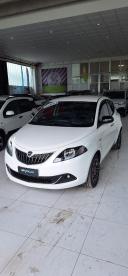 LANCIA CERTIFIED Lancia Ypsilon 1.0 Firefly 5 Porte S And S Hybrid Platino Usata - City Car Ibrido Bianco - Tortona - 2330101_1