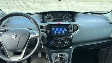 LANCIA CERTIFIED Lancia Ypsilon 1.0 70cv Hybrid Gold Usata - City Car Ibrido Nero - Fisciano - 2330158_5