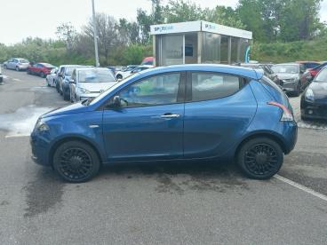 LANCIA CERTIFIED Lancia Ypsilon 1.0 Firefly 70cv S&s Hybrid Silver Usata - City Car Ibrido Blu - Roma - 2330732_4