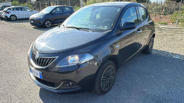 LANCIA CERTIFIED Lancia Ypsilon 1.0 70cv Hybrid Gold Usata - City Car Ibrido Nero - Fisciano - 2332214_1