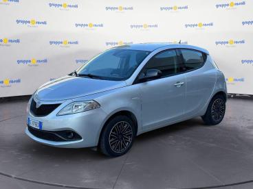 LANCIA CERTIFIED Lancia Ypsilon 3&ordf; Serie 1.0 Firefly 5 Porte S And S Hybrid Gold Usata - City Car Ibrido Argento - Roma - 2333871_1