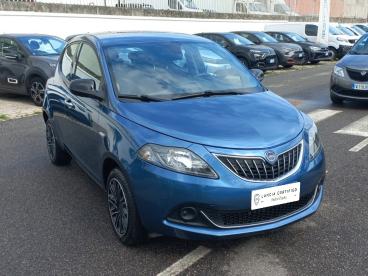 LANCIA CERTIFIED Lancia Ypsilon 1.0 Firefly 70cv S&s Hybrid Silver Usata - City Car Ibrido Blu - Roma - 2334066_3