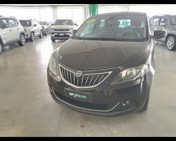 LANCIA CERTIFIED Lancia Ypsilon Iii 2021 1.0 Firefly Hybrid Gold S And S 70cv Usata - City Car Ibrido Nero - Pisa - 2334705_3