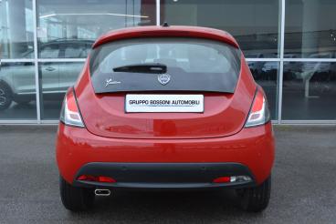 LANCIA CERTIFIED Lancia Ypsilon Iii 2015 1.0 Hybrid Gold S And S 70cv Usata - City Car Ibrido Rosso - Brescia - 2339031_4