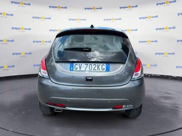 LANCIA CERTIFIED Lancia Ypsilon New 5 Porte My24 1.0 Firefly 70 Cvstart And Stop H Usata - City Car Ibrido Grigio - Roma - 2339418_5