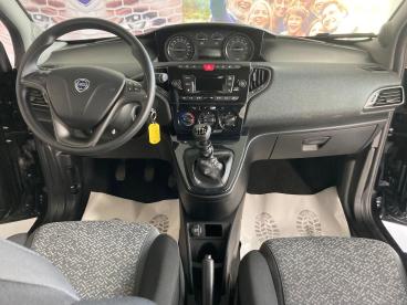 LANCIA CERTIFIED Lancia Ypsilon Ypsilon1.0 70 Cv S And Amp,s Hybrid Silver Plus Usata - City Car Ibrido Nero - Fisciano - 2340657_5