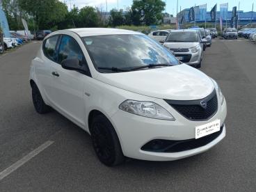 LANCIA CERTIFIED Lancia Ypsilon 1.0 70cv Firefly Hybrid S&s Silver Usata - City Car Ibrido Bianco - Roma - 2342812_3