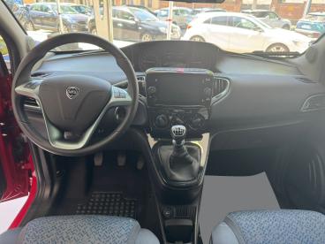 LANCIA CERTIFIED Lancia Ypsilon 1.0 Firefly 70 Cv Start And Amp,stop Hyb Usata - City Car Ibrido Rosso - Fisciano - 2343276_5