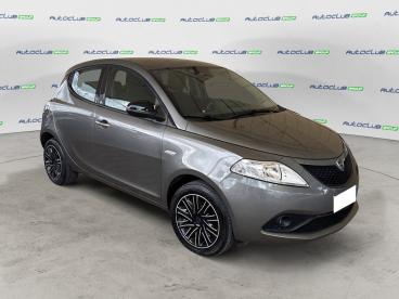 LANCIA CERTIFIED Lancia Ypsilon Iii 2015 1.2 Gold Ecochic Gpl 69cv My19 Usata - City Car  Grigio - Bari - 2344404_3